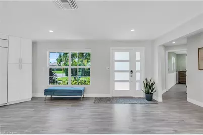 2649 Longboat Dr, Naples, FL 34104 - Photo 4
