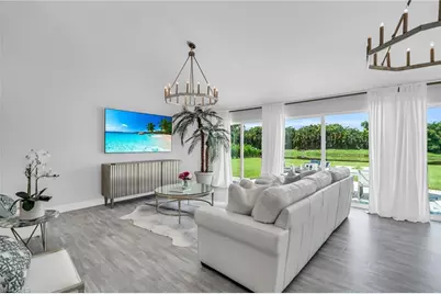2649 Longboat Dr, Naples, FL 34104 - Photo 8