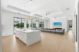 6590 Trail Blvd, Naples, FL 34108 - Photo 10