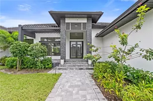 6590 Trail Blvd, Naples, FL 34108 - Photo 4