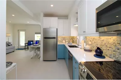 10805 Winterview Dr, Naples, FL 34109 - Photo 2
