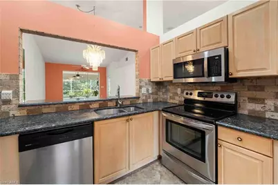 8033 San Vista Cir #12R, Naples, FL 34109 - Photo 6