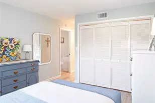1990 Bald Eagle Dr, Naples, FL 34105 - Photo 12