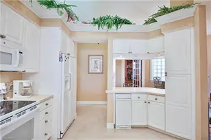837 Sailaway Ln, Naples, FL 34108 - Photo 16