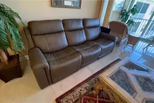 837 Sailaway Ln, Naples, FL 34108 - Photo 4