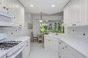 3965 Deer Crossing Ct, Naples, FL 34114 - Photo 4