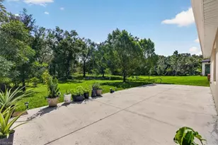 5260 44th St NE, Naples, FL 34120 - Photo 20