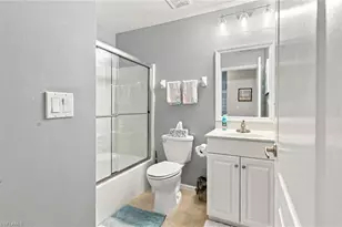 325 Dover Pl, Naples, FL 34104 - Photo 12