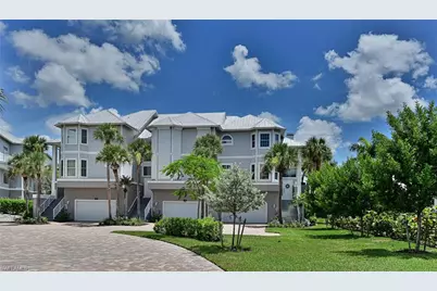 175 Barefoot Cir, Bonita Springs, FL 34134 - Photo 6