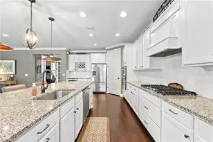 7230 Live Oak Dr, Naples, FL 34114 - Photo 6