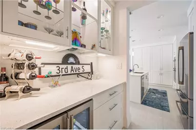 1135 3rd Ave S #304, Naples, FL 34102 - Photo 10