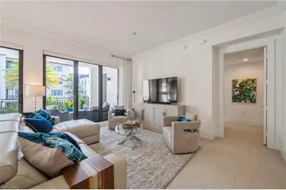 1135 3rd Ave S #304, Naples, FL 34102 - Photo 2