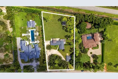 620 Hickory Rd, Naples, FL 34108 - Photo 40