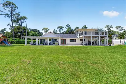 620 Hickory Rd, Naples, FL 34108 - Photo 2