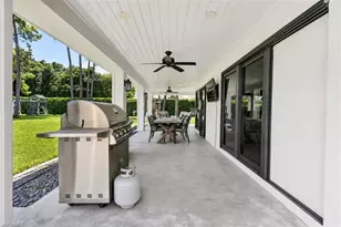620 Hickory Rd, Naples, FL 34108 - Photo 24