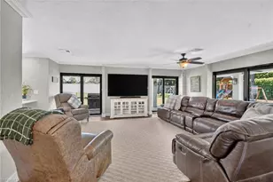 620 Hickory Rd, Naples, FL 34108 - Photo 4