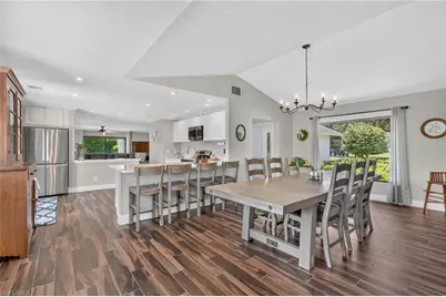 620 Hickory Rd, Naples, FL 34108 - Photo 28