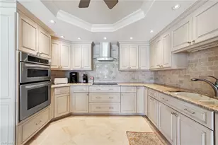 2310 Gulf Shore Blvd N, Naples, FL 34103 - Photo 6