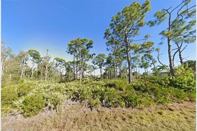 3630 Tangelo Dr, Saint James City, FL 33956 - Photo 2