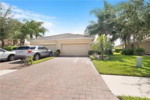 2034 Tamarron Ln, Naples, FL 34120 - Photo 2