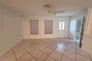 1294 Highlands Dr, Naples, FL 34103 - Photo 8