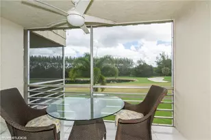 501 Forest Lakes Blvd, Naples, FL 34105 - Photo 2