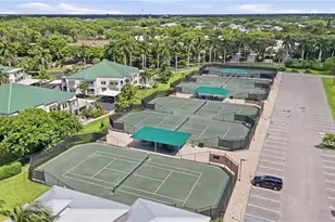 430 Cove Tower Dr, Naples, FL 34110 - Photo 36