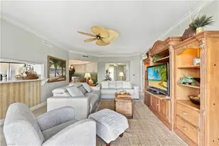 1060 Borghese Ln, Naples, FL 34114 - Photo 4