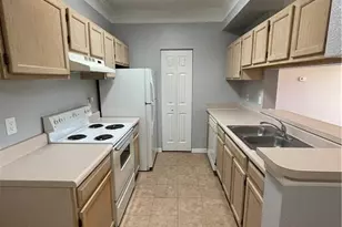 11540 Villa Grand, Fort Myers, FL 33913 - Photo 4