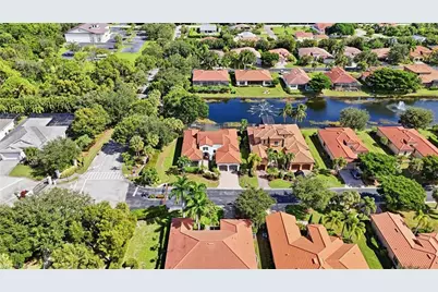 21701 Arenga Ln, Estero, FL 33928 - Photo 4
