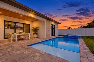 653 107th Ave N, Naples, FL 34108 - Photo 1