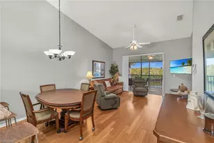 162 Newport Dr, Naples, FL 34114 - Photo 8