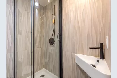 3410 Gulf Shore Blvd N #202, Naples, FL 34103 - Photo 10