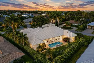524 Turtle Hatch Ln, Naples, FL 34103 - Photo 18