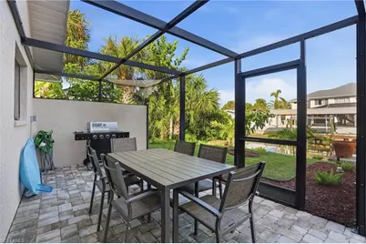 323 Washington Ct, Fort Myers Beach, FL 33931 - Photo 24