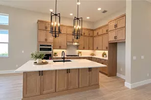 8521 Oceana Wy, Naples, FL 34114 - Photo 2