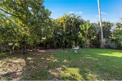 144 SE 27th St, Cape Coral, FL 33904 - Photo 32