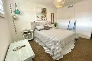 1900 Alamanda Dr, Naples, FL 34102 - Photo 14