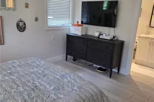 1549 Sandpiper St, Naples, FL 34102 - Photo 8