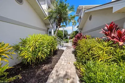 5075 Yacht Harbor Dr #103, Naples, FL 34112 - Photo 28