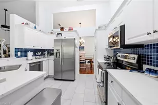 2165 Hawksridge Dr, Naples, FL 34105 - Photo 12