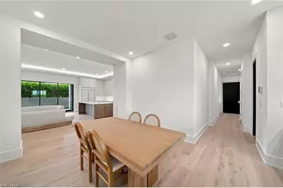 82 9th St S #205, Naples, FL 34102 - Photo 6