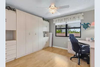 525 Seaview Ct #M4, Marco Island, FL 34145 - Photo 14