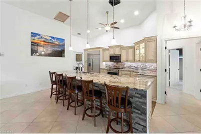 28910 Winthrop Cir, Bonita Springs, FL 34134 - Photo 10