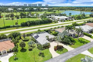 28910 Winthrop Cir, Bonita Springs, FL 34134 - Photo 48