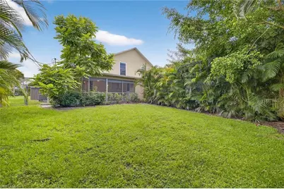 151 Crown Dr, Naples, FL 34110 - Photo 16