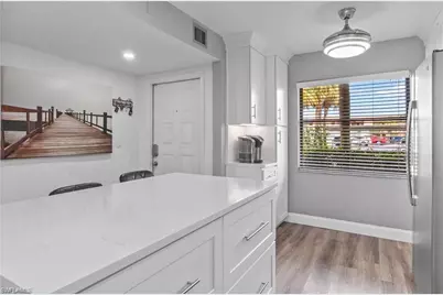 7320 Province Way #2105, Naples, FL 34104 - Photo 8