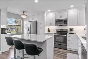 7320 Province Way, Naples, FL 34104 - Photo 4