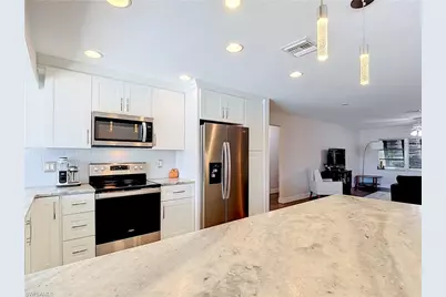 928 SW 52nd St, Cape Coral, FL 33914 - Photo 8