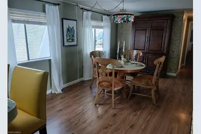 2105 Cypress Ct, Naples, FL 34110 - Photo 14